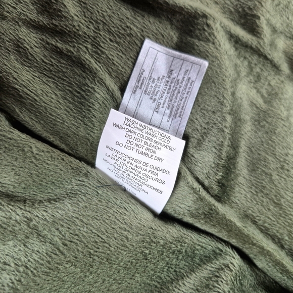 NWOT Special One Premium Collection Olive Green Puffer Vest Jacket For Women M - Picture 10 of 10